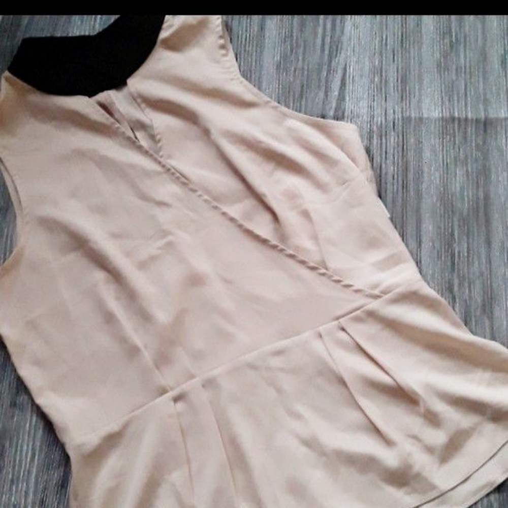 4/$20 7th avenue design studio blouse
